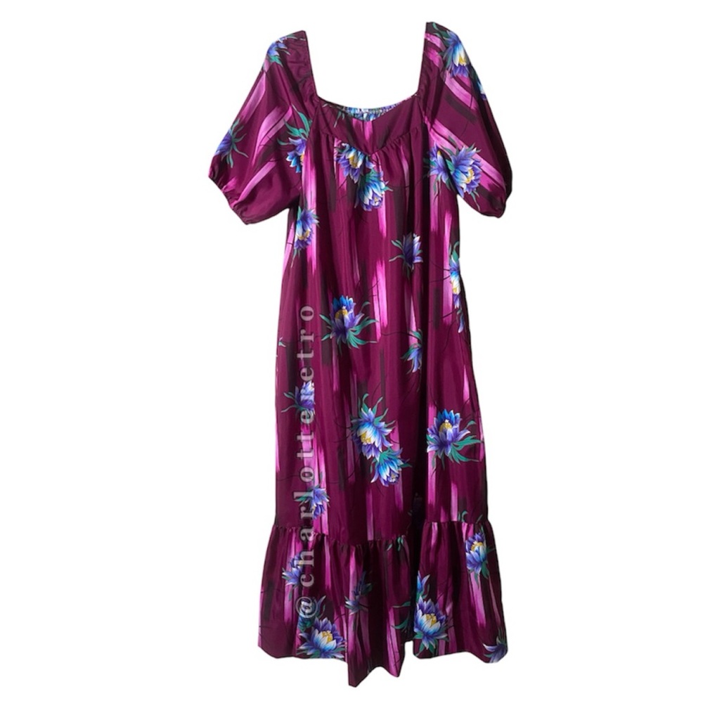 vtg Hilo Hattie Floral MuuMuu Dress